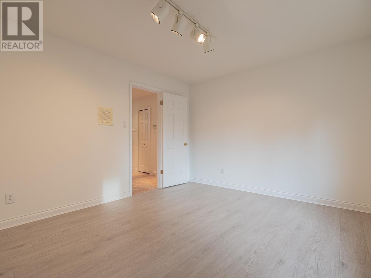 Photo 30 of 65 5380 Smith Drive, Richmond BC