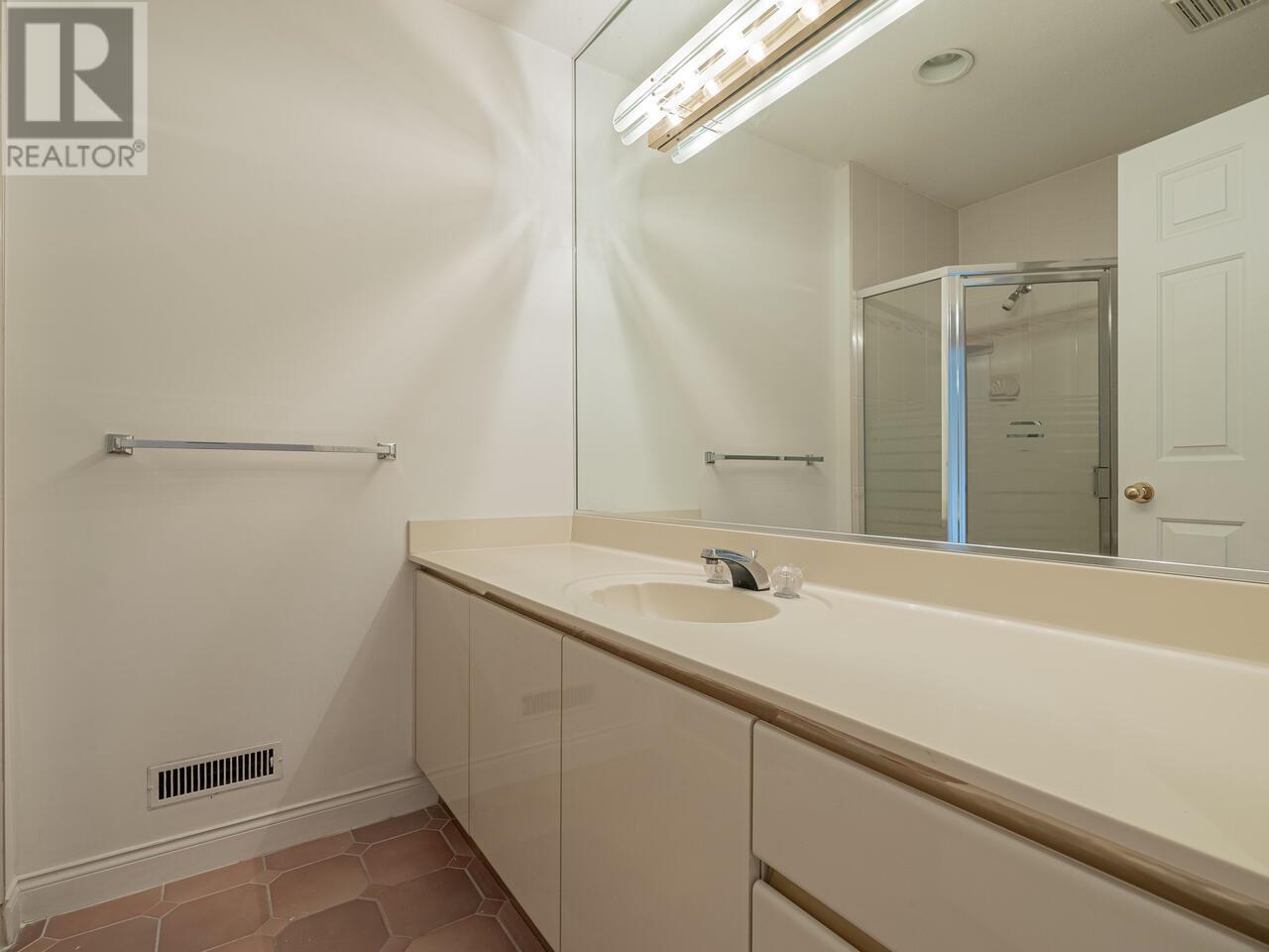 Photo 7 of 65 5380 Smith Drive, Richmond BC