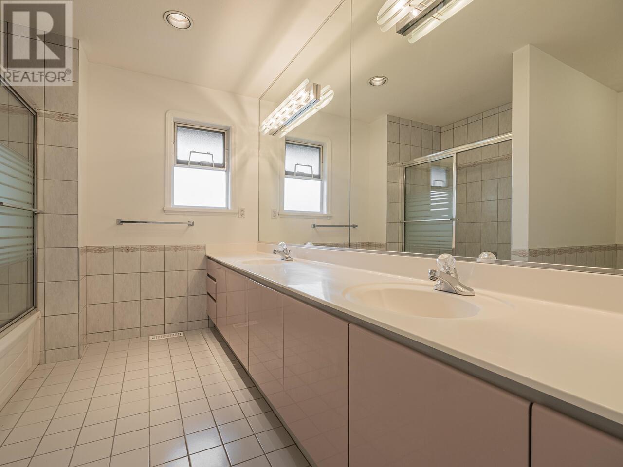 Photo 10 of 65 5380 Smith Drive, Richmond BC