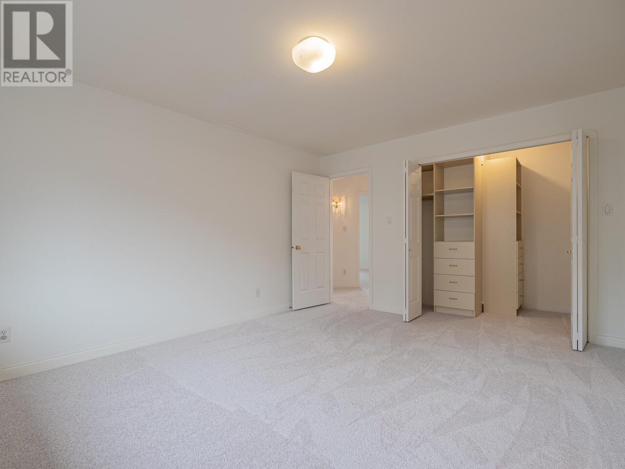 Photo 4 of 65 5380 Smith Drive, Richmond BC