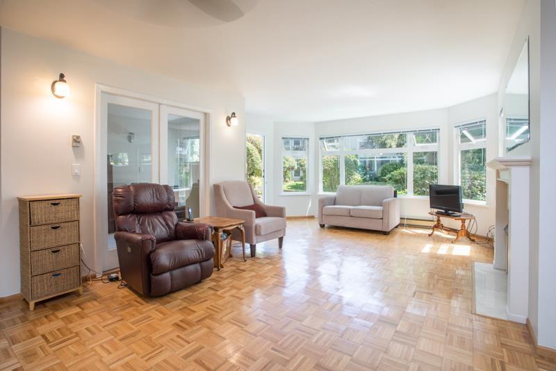 Photo 30 of 305 1220 Fir Street, White Rock BC
