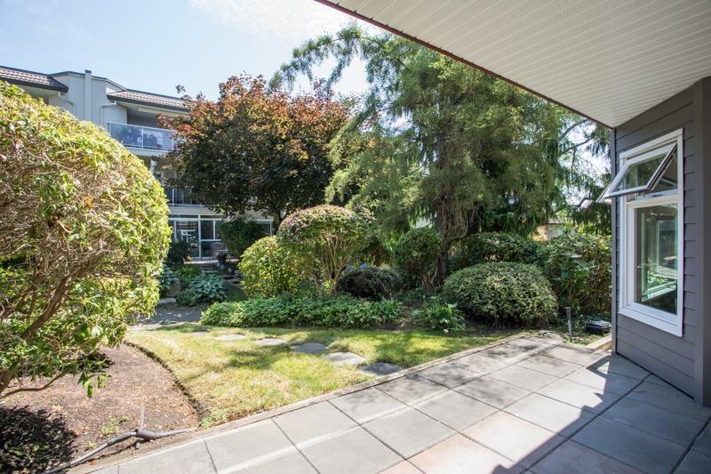 Photo 23 of 305 1220 Fir Street, White Rock BC