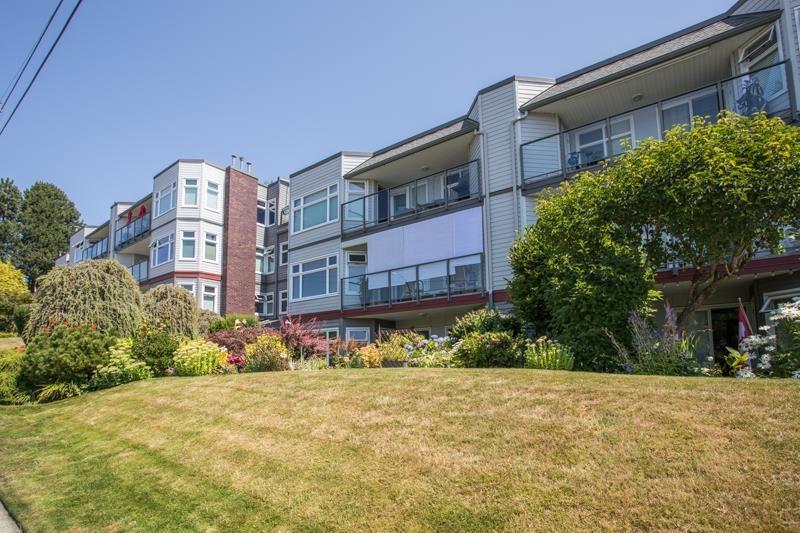 Photo 26 of 305 1220 Fir Street, White Rock BC