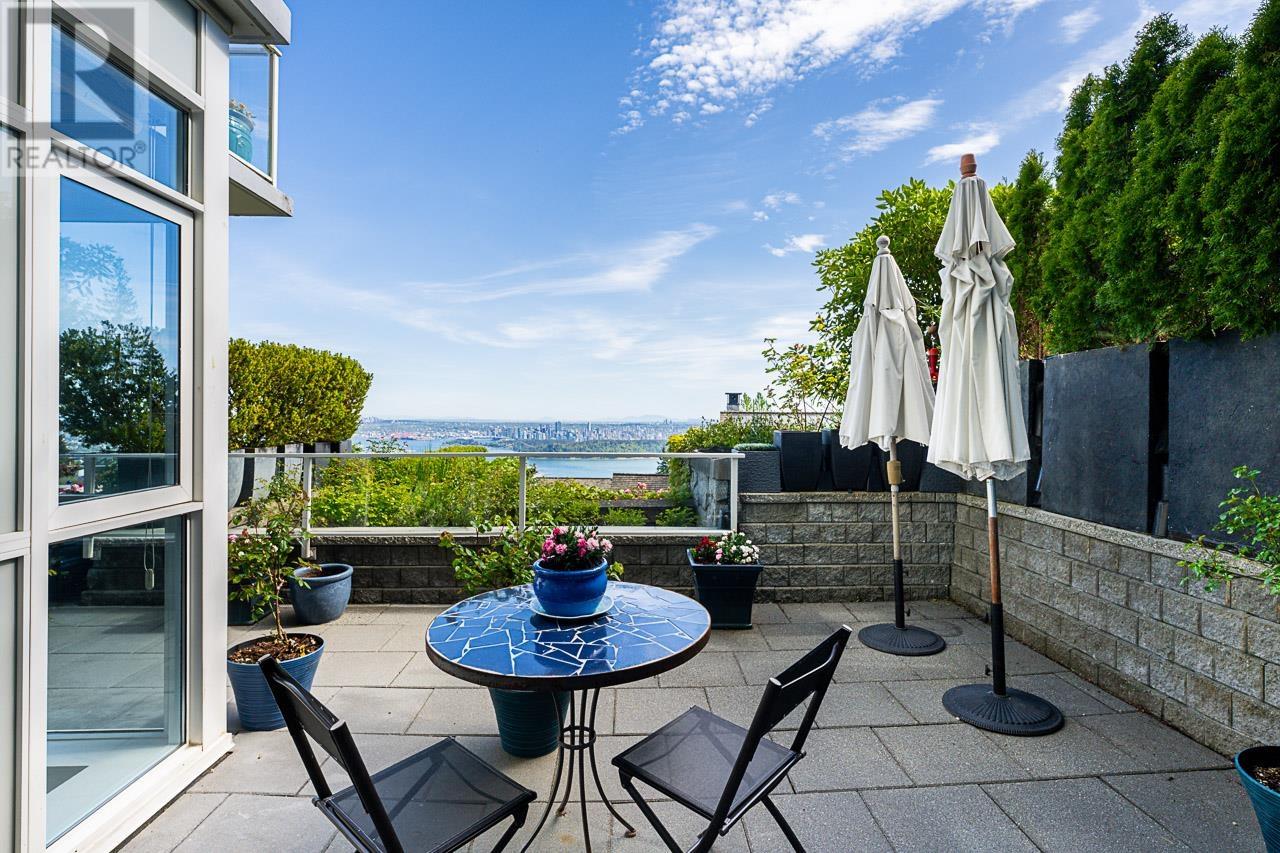 Photo 7 of 103 2210 Chippendale Road, West Vancouver BC