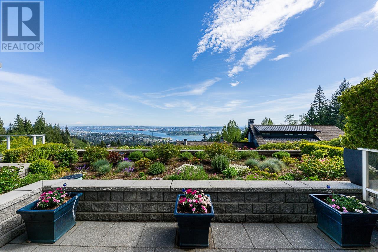 Photo 22 of 103 2210 Chippendale Road, West Vancouver BC