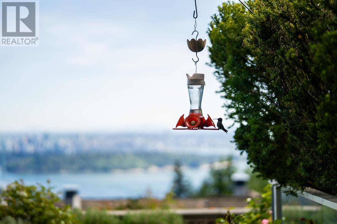 Photo 26 of 103 2210 Chippendale Road, West Vancouver BC