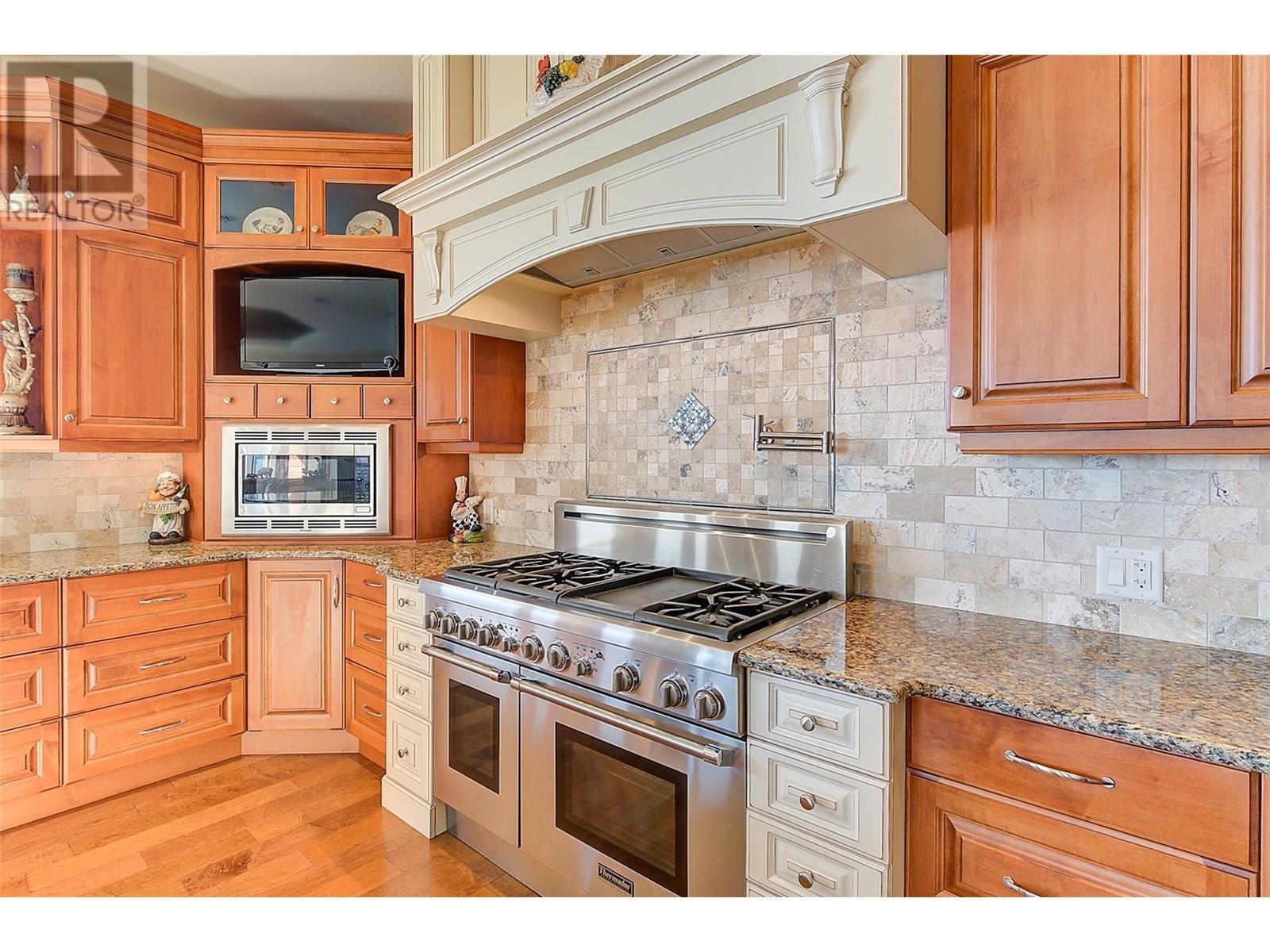  2513 Casa Palmero Drive, West Kelowna
