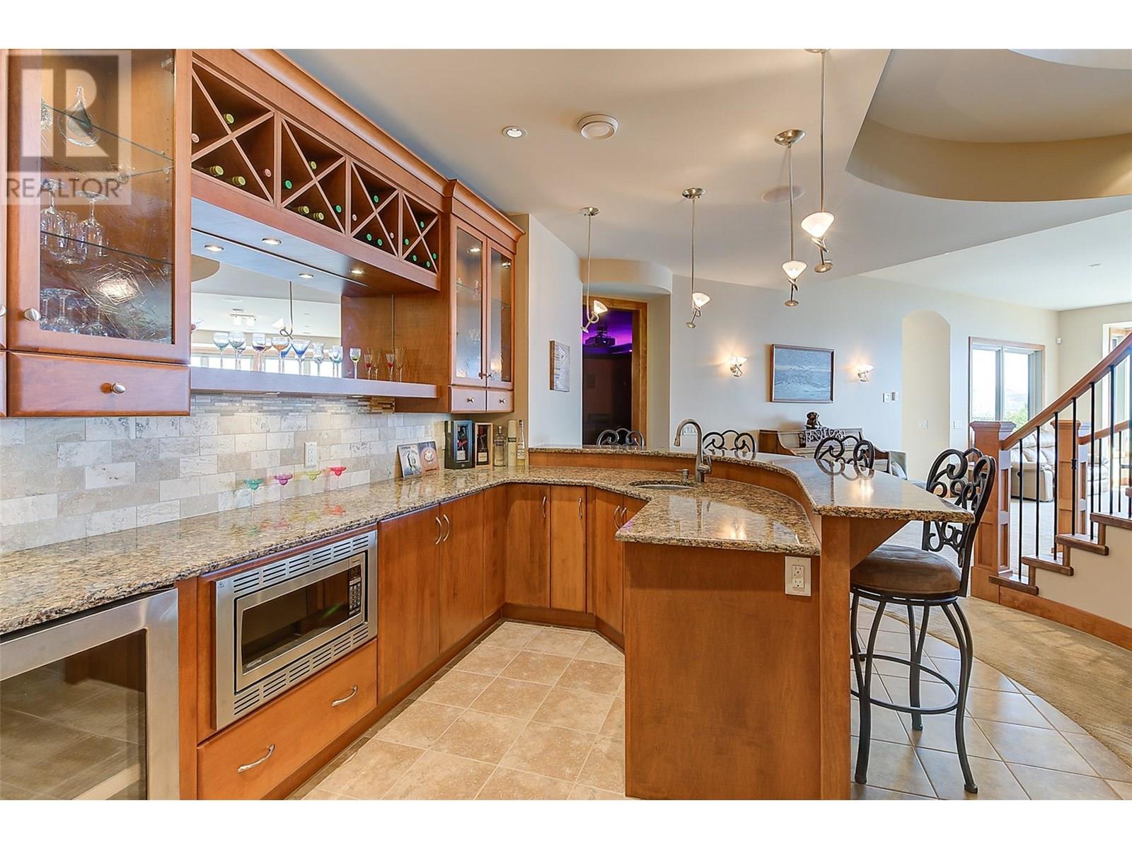 2513 Casa Palmero Drive, West Kelowna