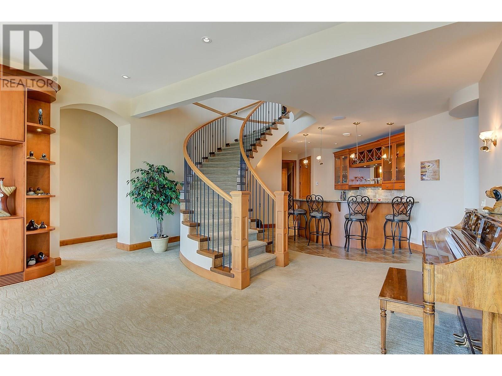  2513 Casa Palmero Drive, West Kelowna