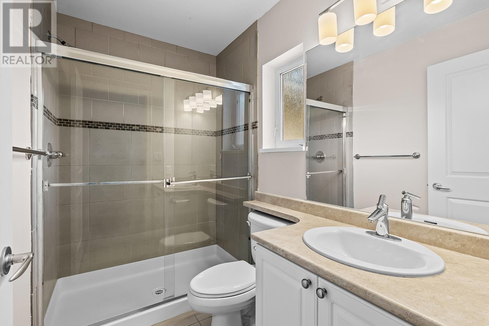 Photo 45 of 1853 Parkview Crescent Unit 4, Kelowna BC