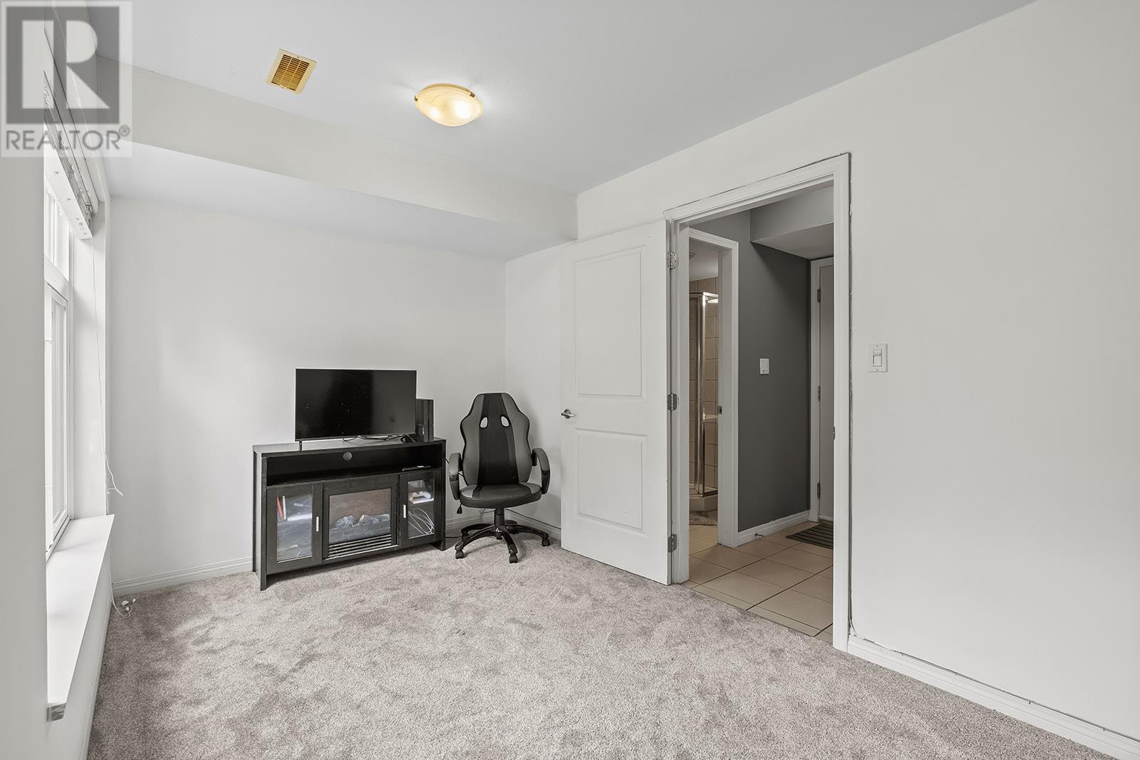Photo 44 of 1853 Parkview Crescent Unit 4, Kelowna BC
