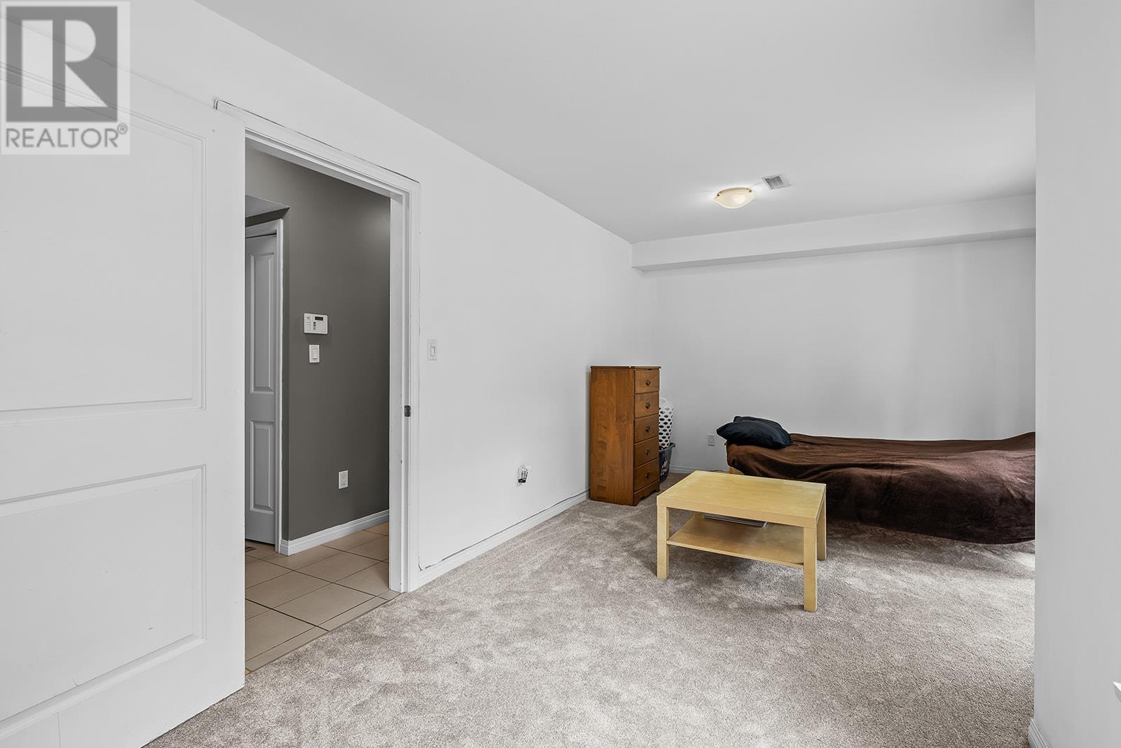 Photo 8 of 1853 Parkview Crescent Unit 4, Kelowna BC