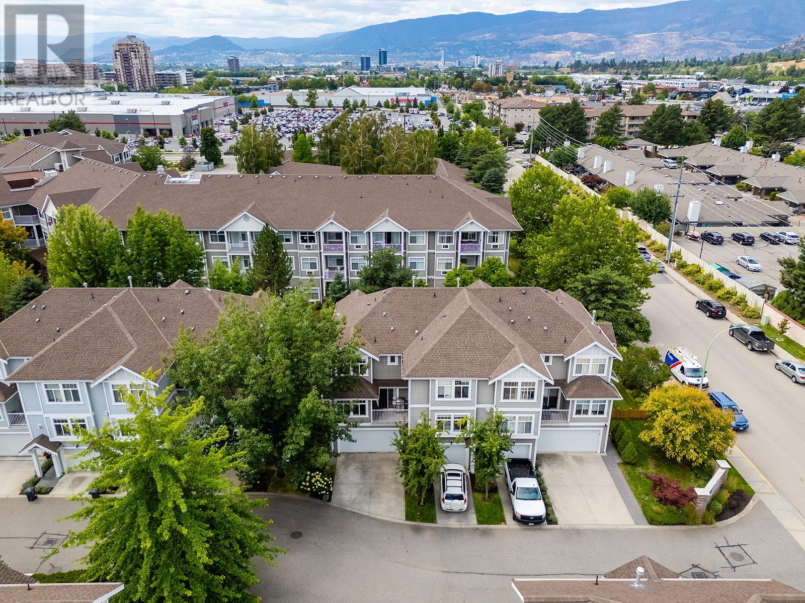 Photo 14 of 1853 Parkview Crescent Unit 4, Kelowna BC
