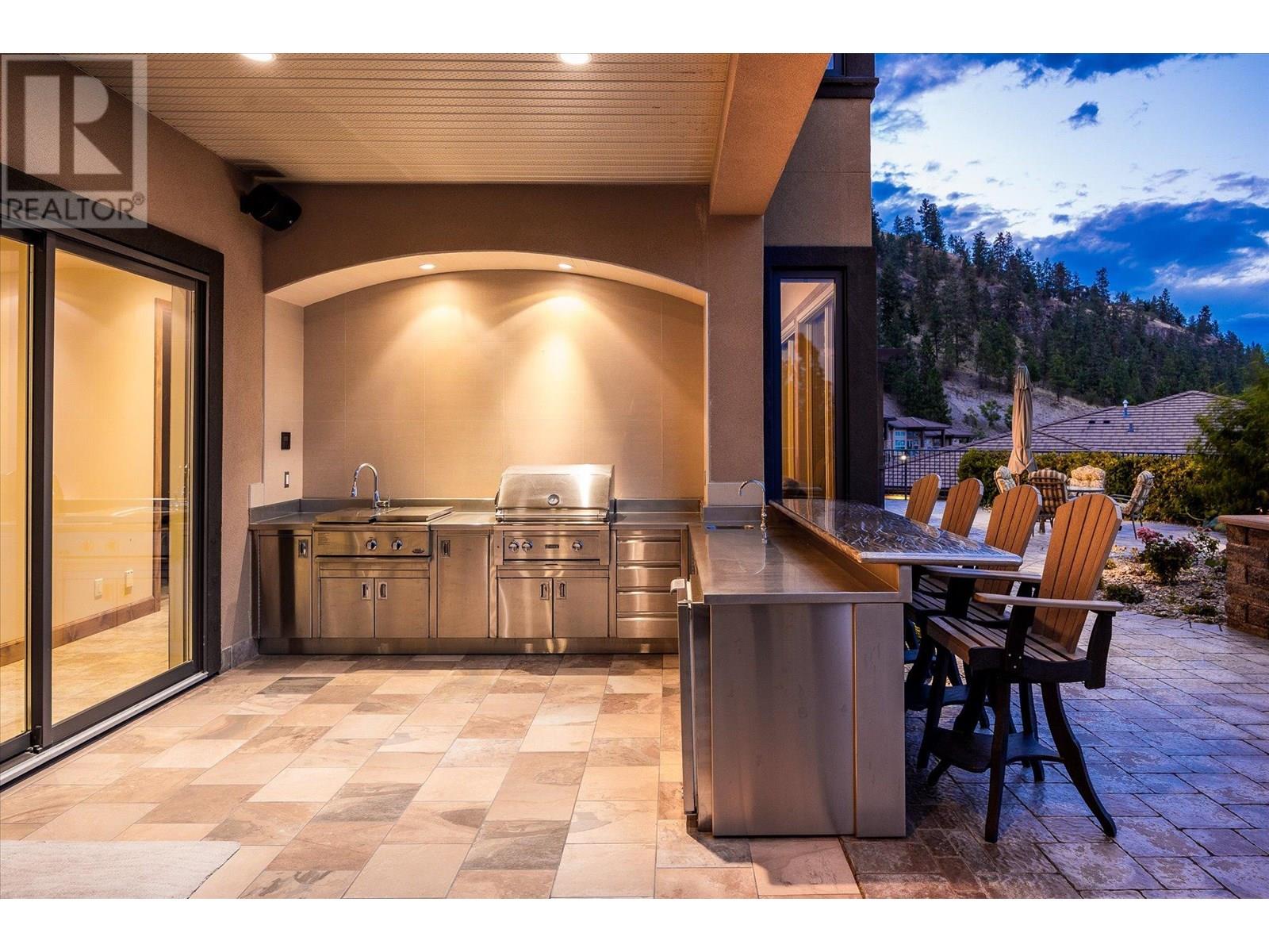  2513 Casa Palmero Drive, West Kelowna