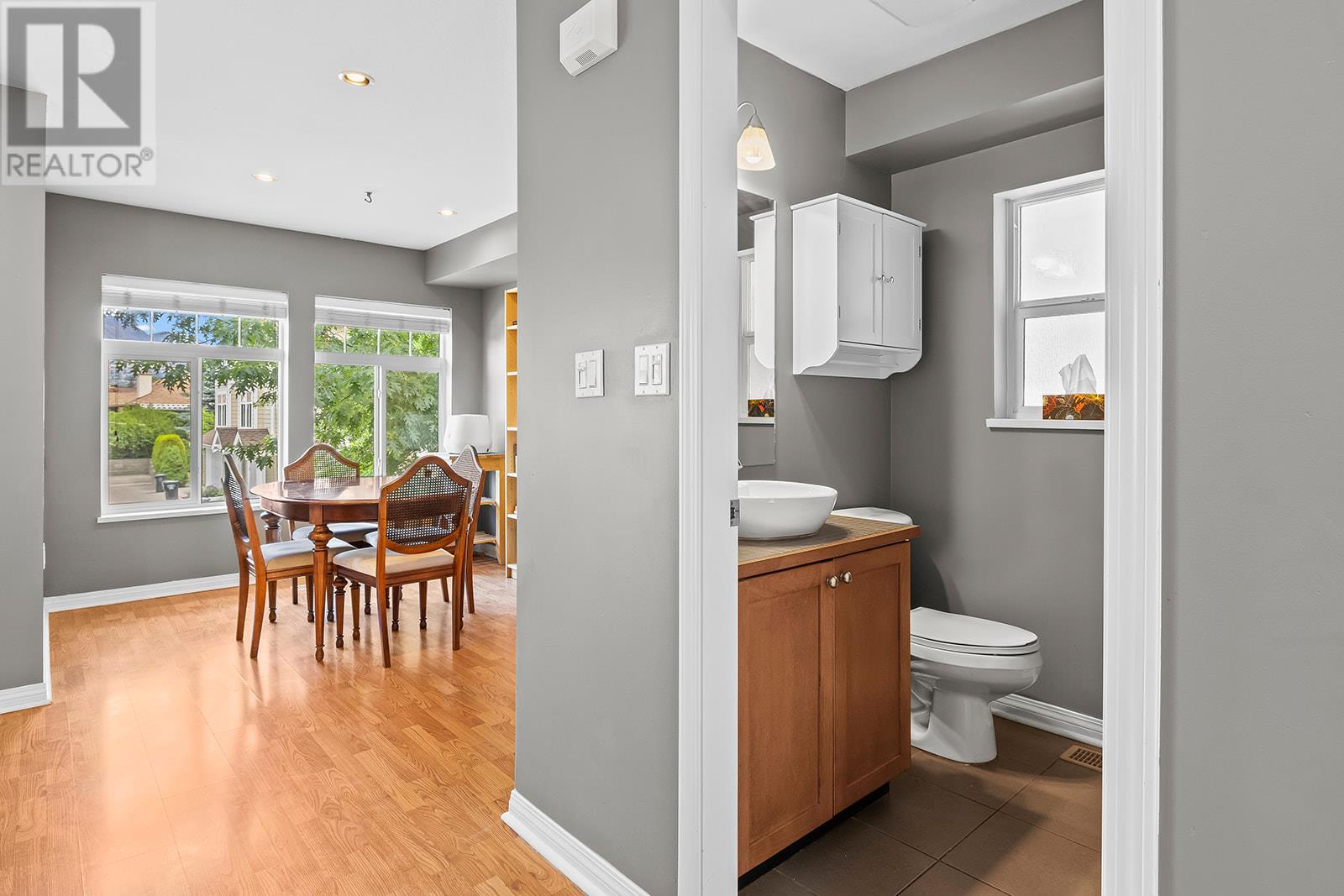 Photo 5 of 1853 Parkview Crescent Unit 4, Kelowna BC