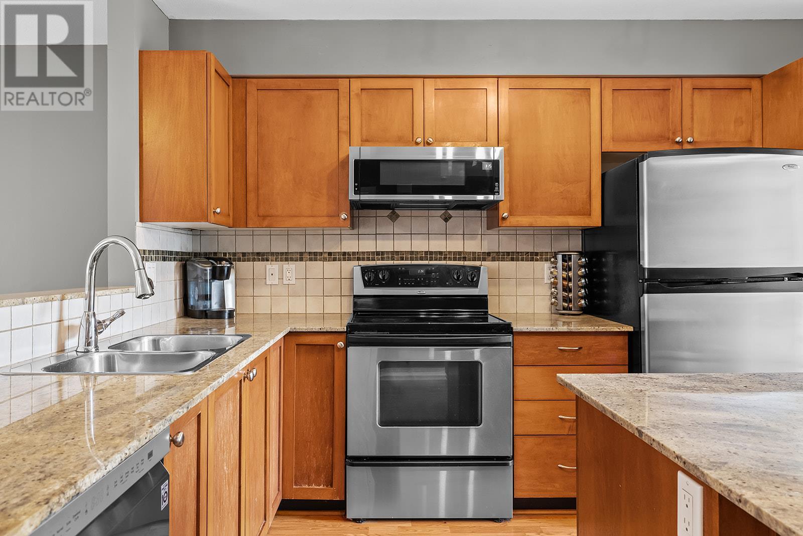 Photo 28 of 1853 Parkview Crescent Unit 4, Kelowna BC