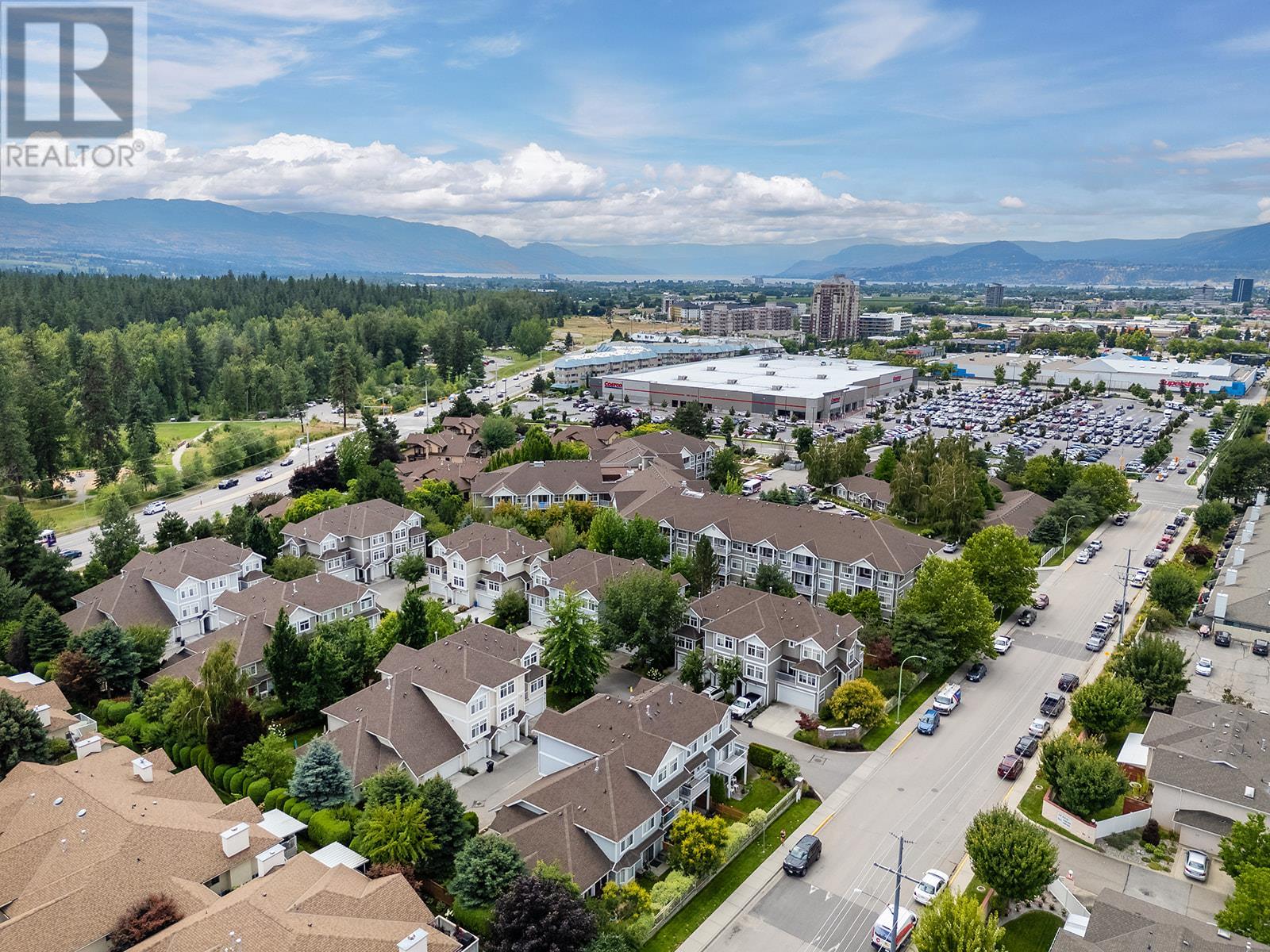 Photo 24 of 1853 Parkview Crescent Unit 4, Kelowna BC
