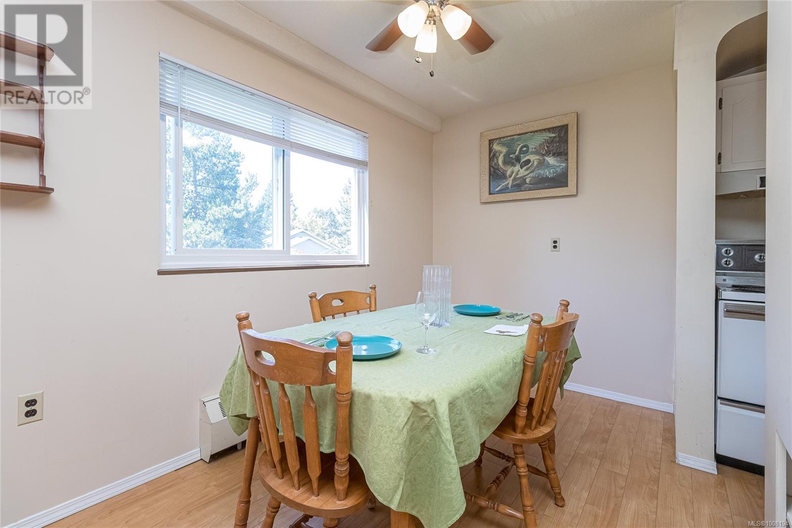 212 2040 White Birch Road, Sidney