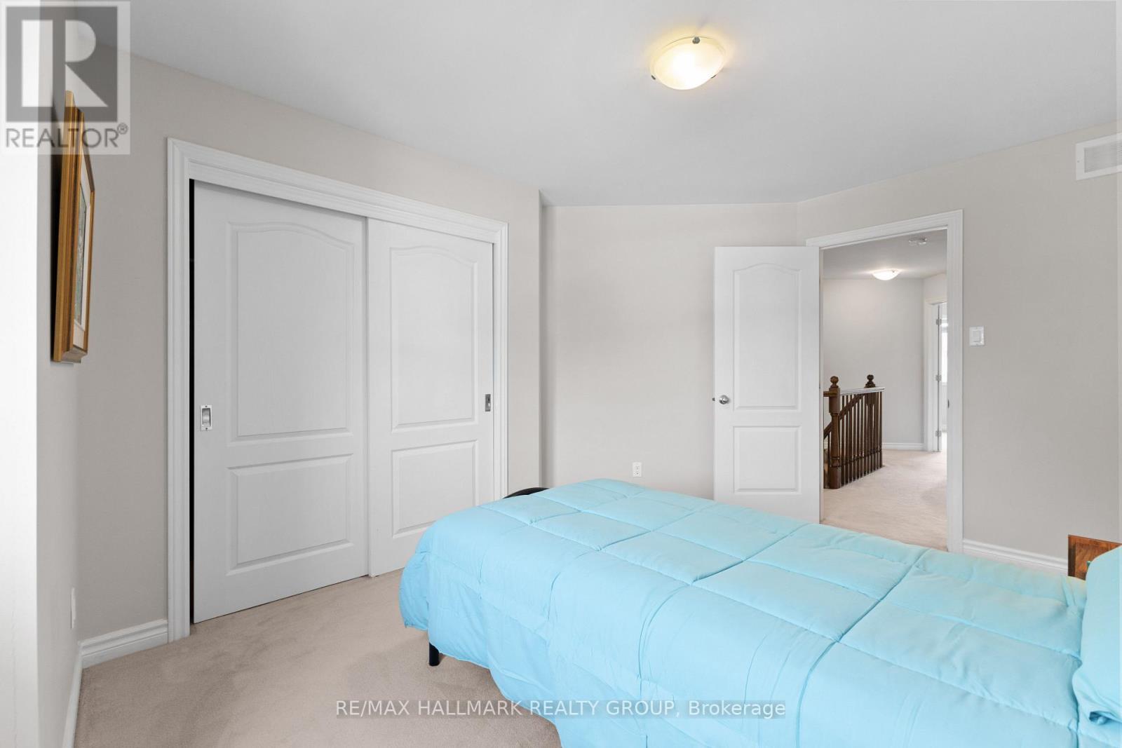 Photo 37 of 112 Gracewood Crescent, Ottawa ON