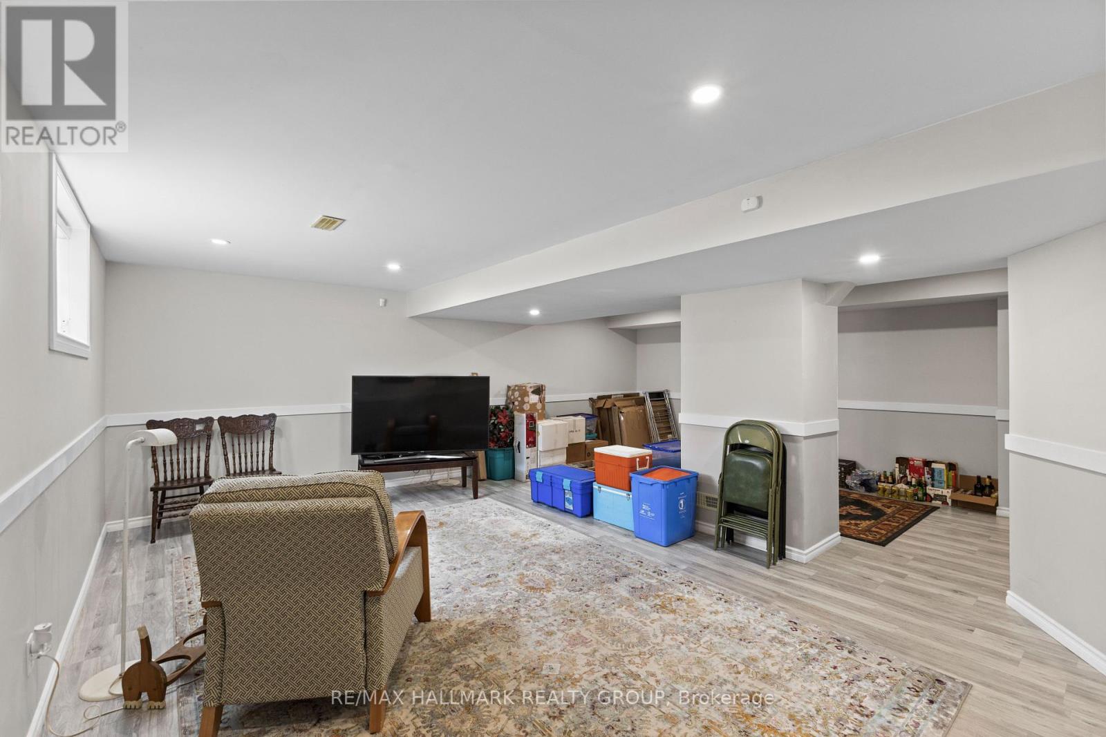 Photo 41 of 112 Gracewood Crescent, Ottawa ON