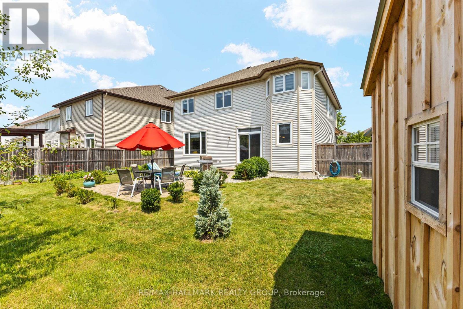 Photo 45 of 112 Gracewood Crescent, Ottawa ON