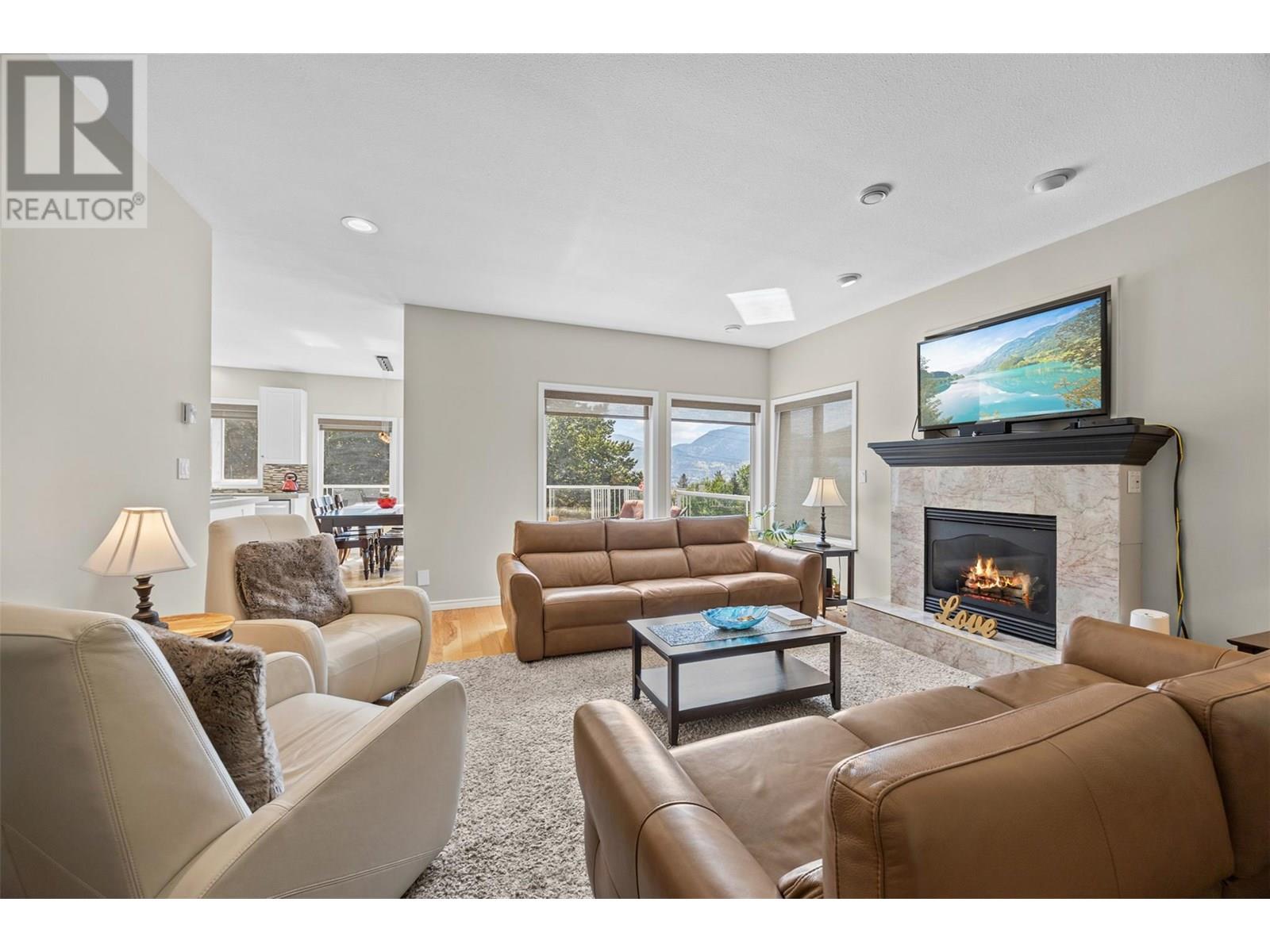240 Heritage Boulevard, Okanagan Falls