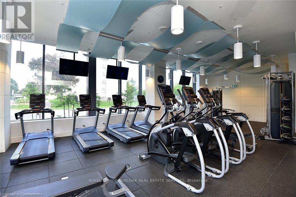 Photo 6 of 500 Brock Avenue Unit 604, Burlington ON