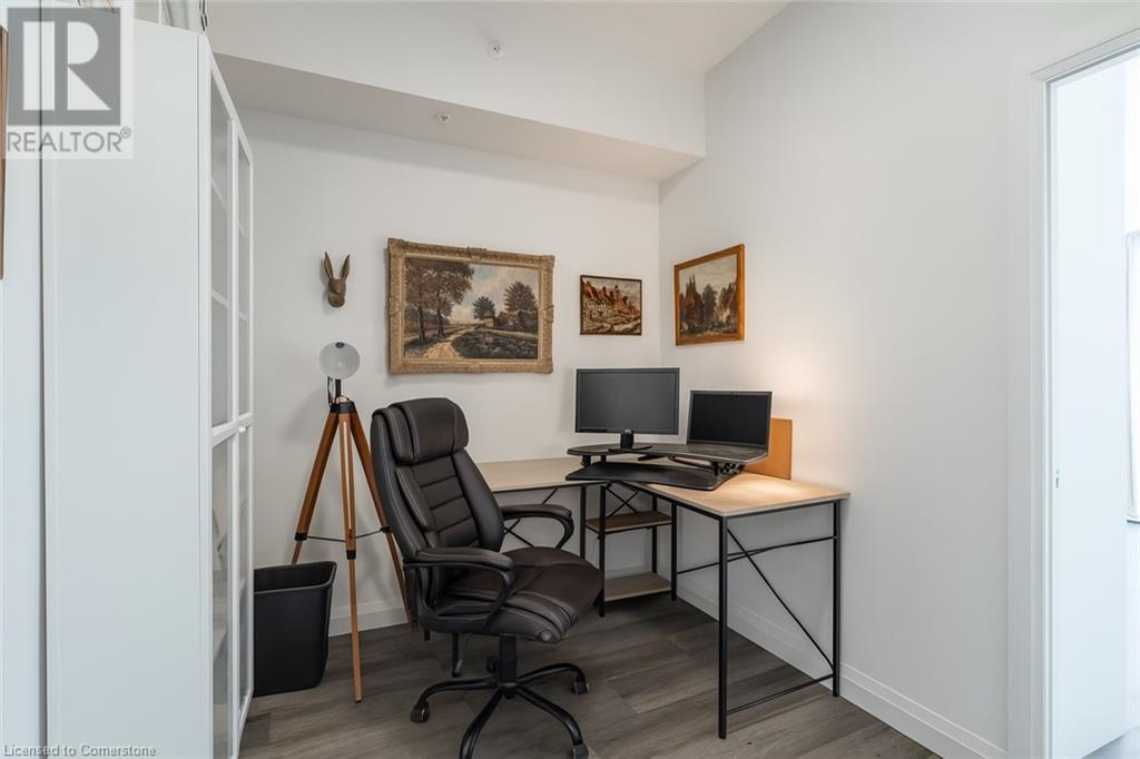 Photo 8 of 500 Brock Avenue Unit 604, Burlington ON