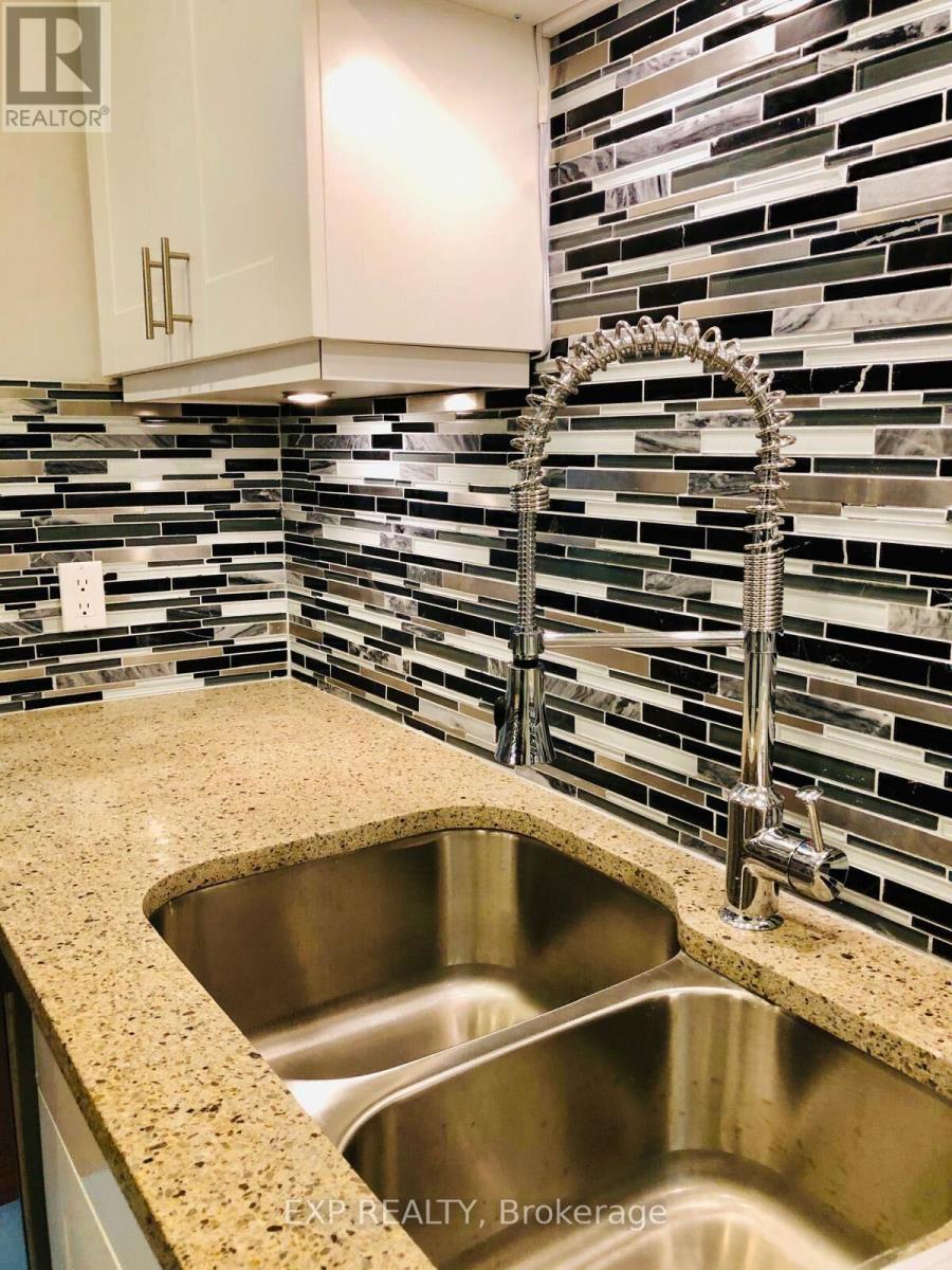Photo 11 of 12 2610 Draper Avenue, Ottawa ON