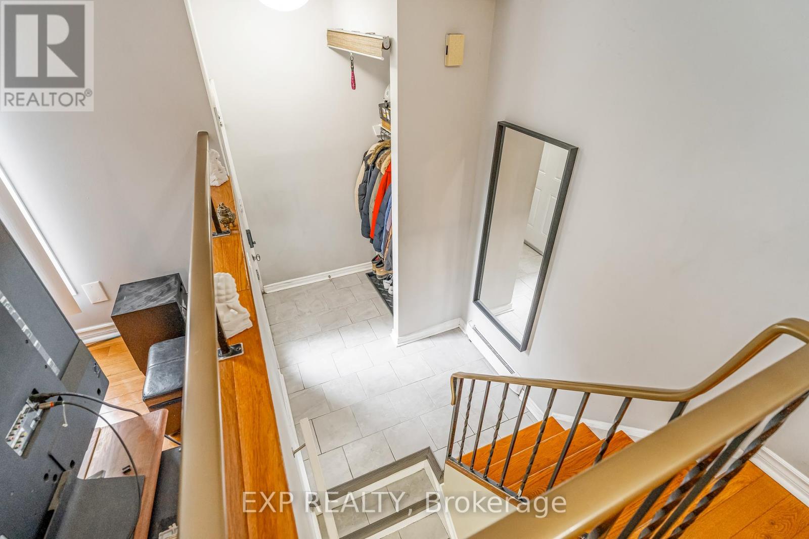 Photo 21 of 12 2610 Draper Avenue, Ottawa ON