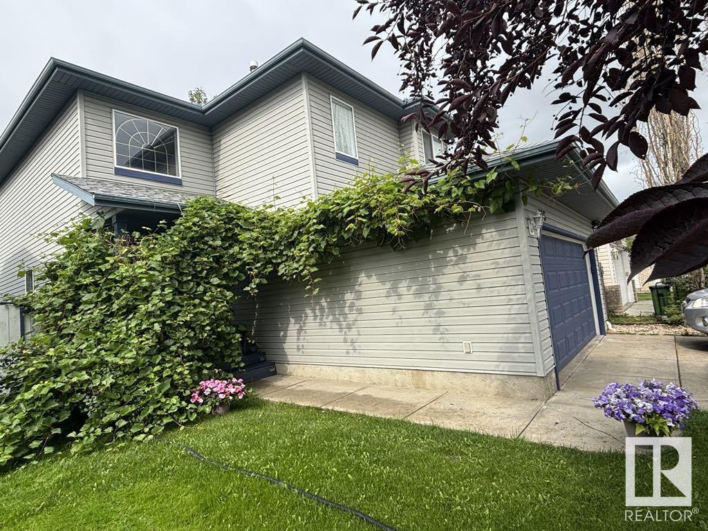 Photo 18 of 316 Wild Rose Wy Nw, Edmonton AB