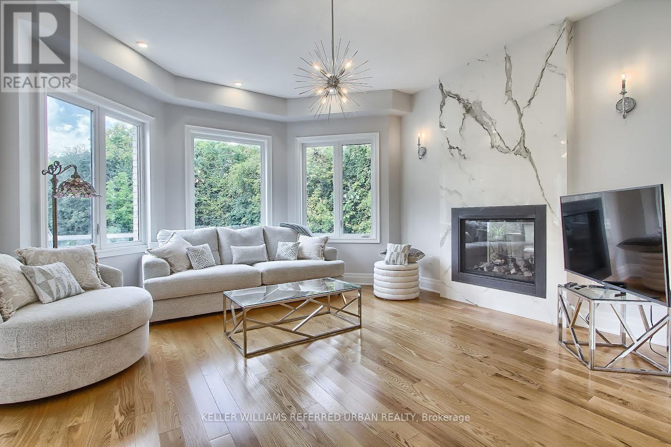 Photo 13 of 70 Brule Lakeway, Georgina ON
