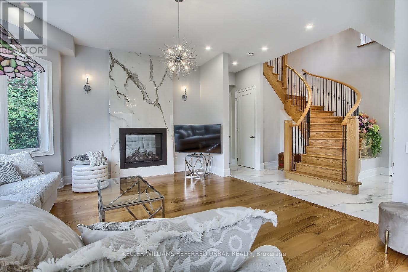 Photo 15 of 70 Brule Lakeway, Georgina ON