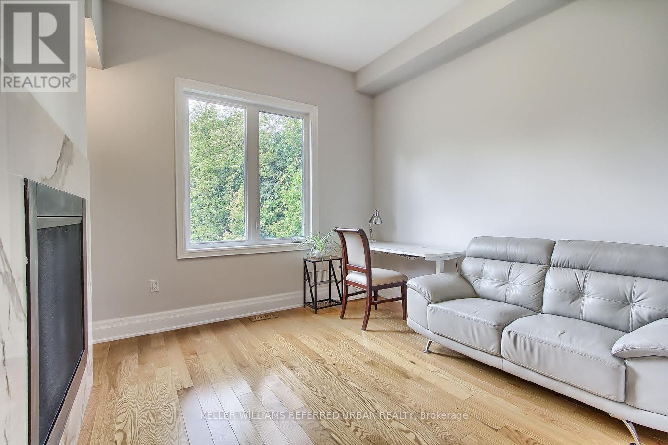Photo 16 of 70 Brule Lakeway, Georgina ON