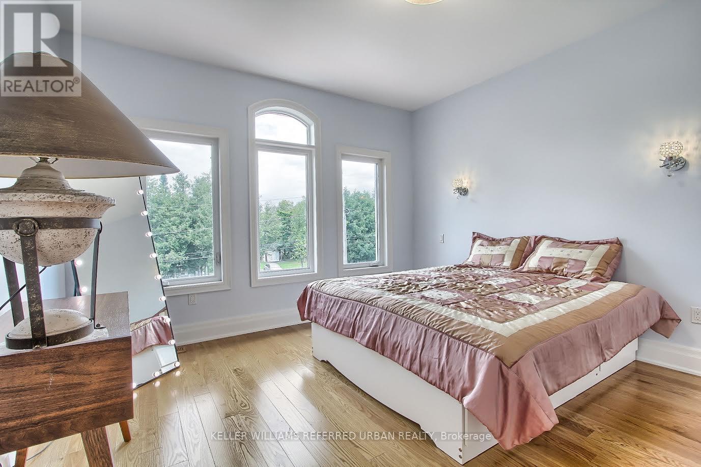 Photo 29 of 70 Brule Lakeway, Georgina ON