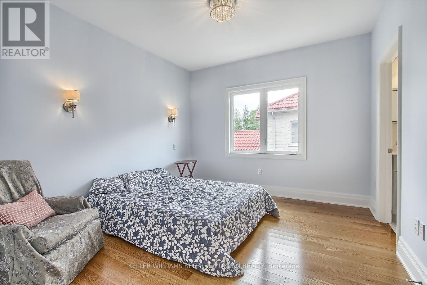 Photo 31 of 70 Brule Lakeway, Georgina ON