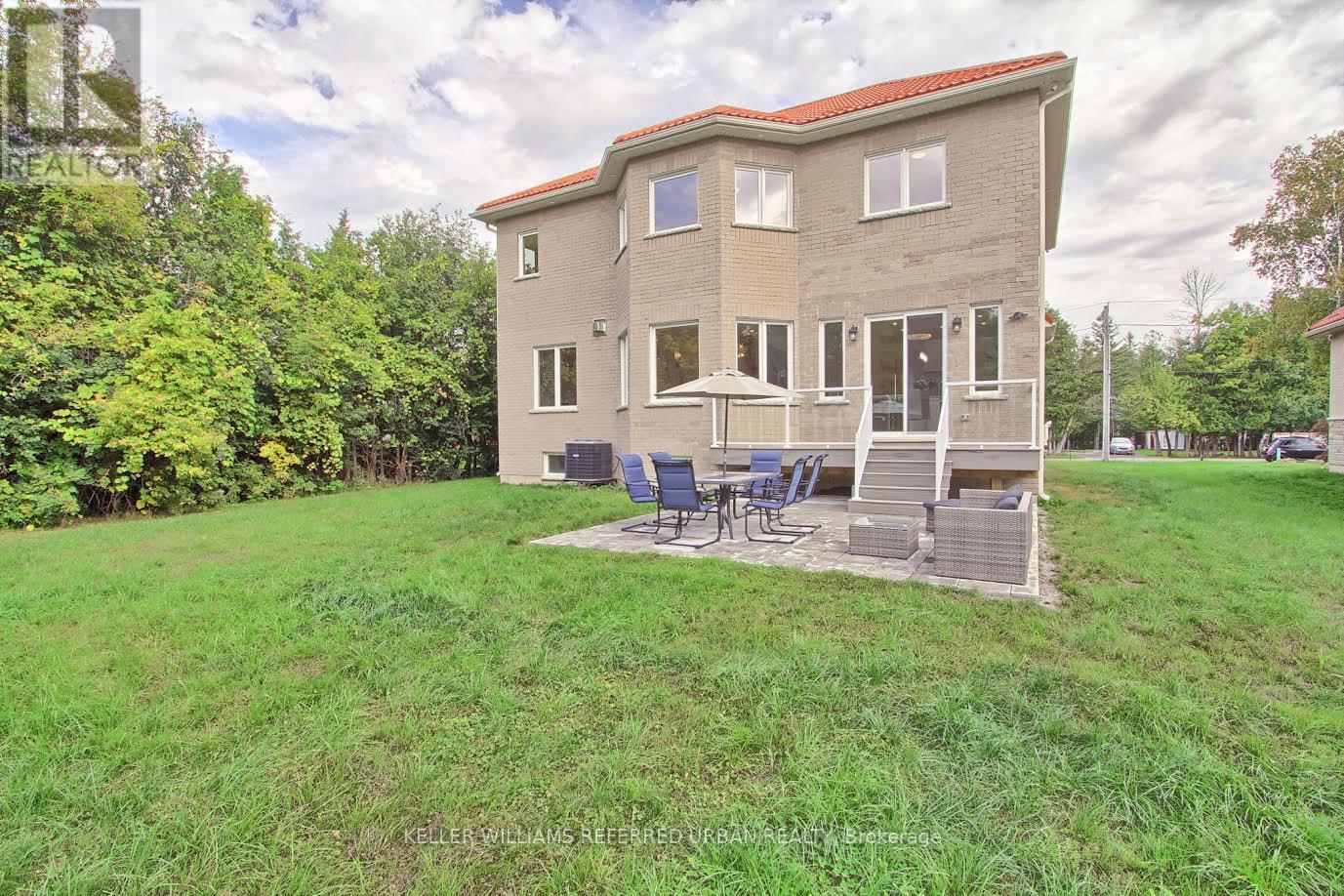 Photo 36 of 70 Brule Lakeway, Georgina ON