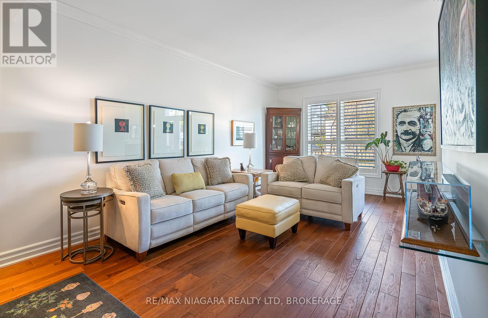 Photo 23 of 4 88 Lakeport Road, St Catharines ON
