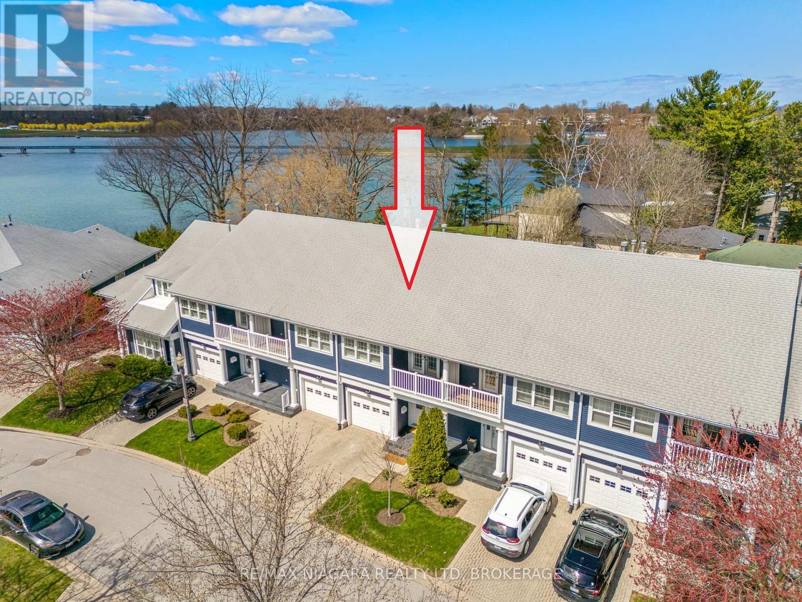 Photo 3 of 4 88 Lakeport Road, St Catharines ON