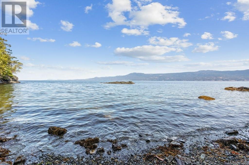 777 Mine Rd, Lasqueti Island