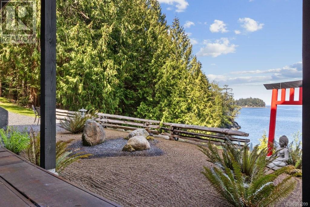 777 Mine Rd, Lasqueti Island