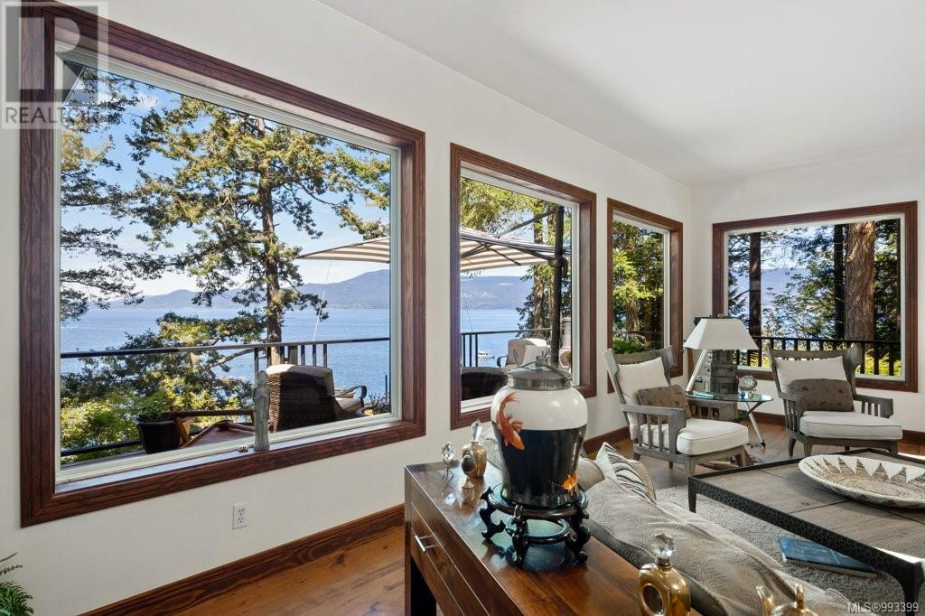 777 Mine Rd, Lasqueti Island