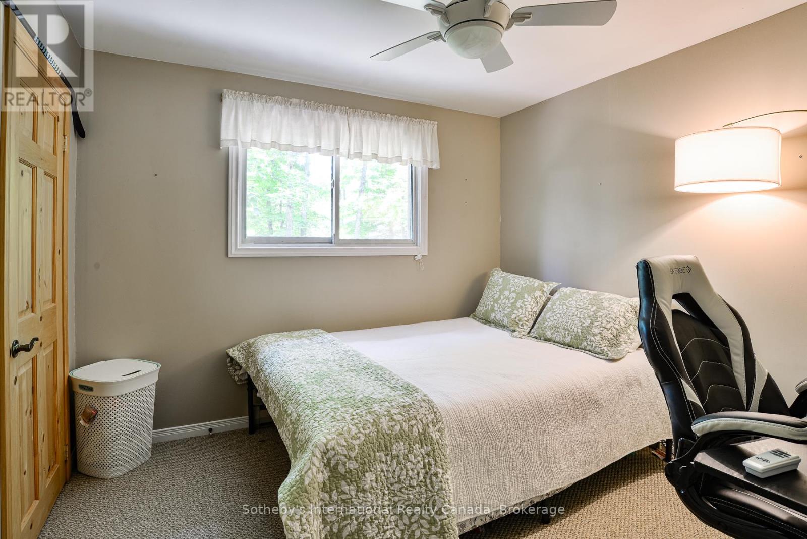 1062 BRADLEY ROAD - 23