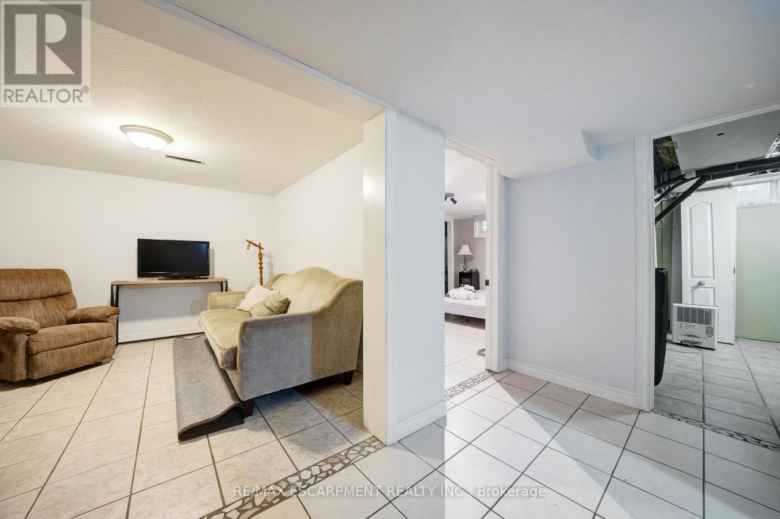 Photo 22 of 84 Jacobson Avenue, St Catharines ON