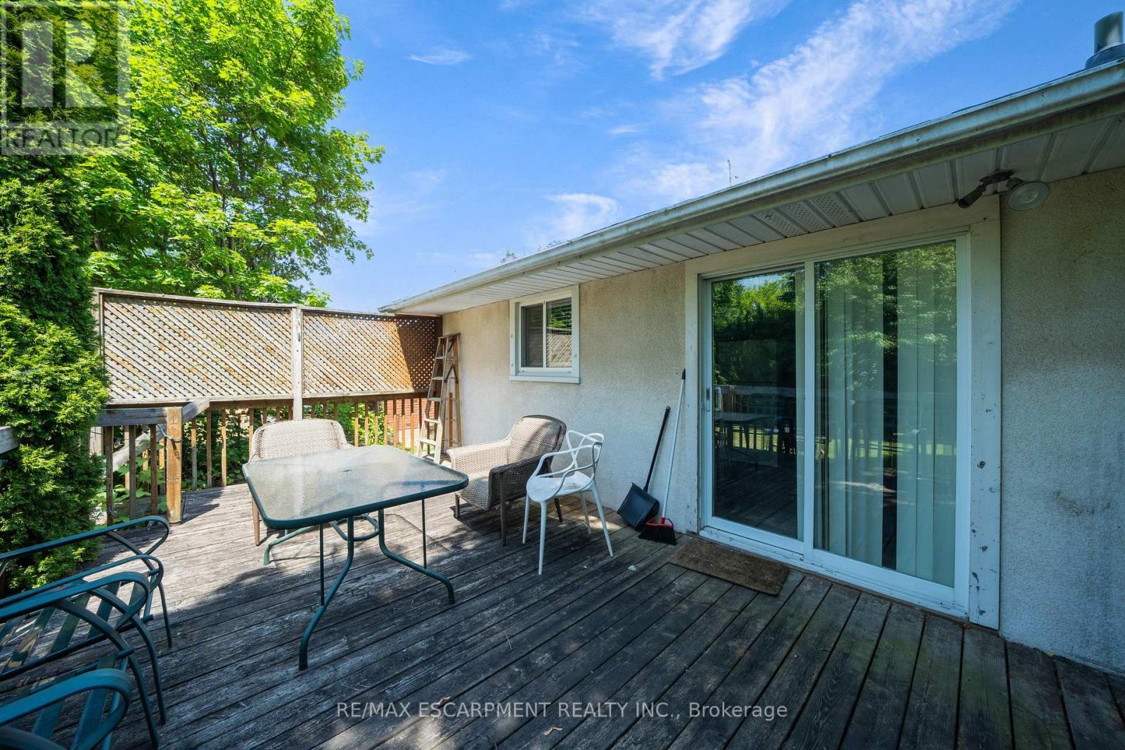 Photo 23 of 84 Jacobson Avenue, St Catharines ON