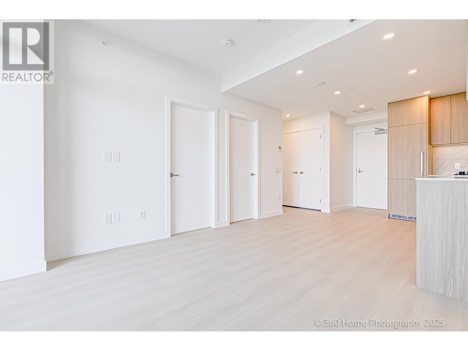 Photo 19 of 2304 626 Claremont Street, Coquitlam BC