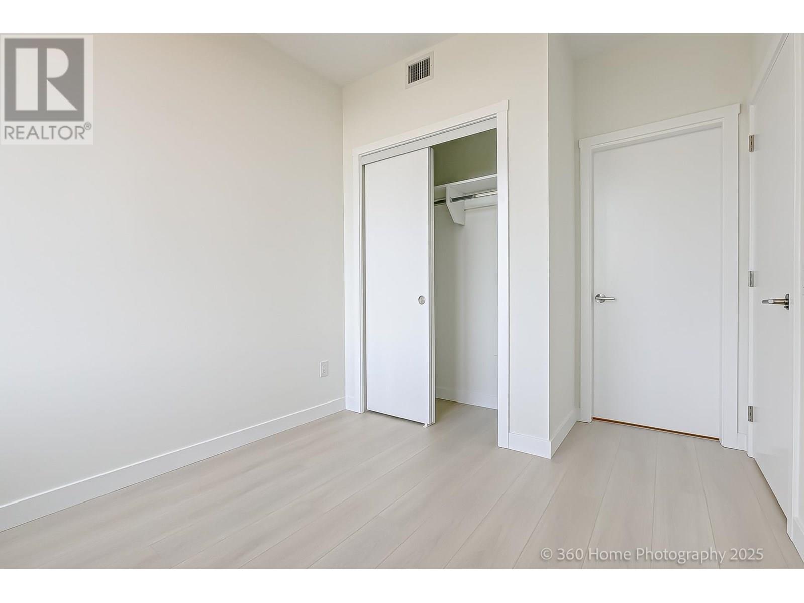 Photo 15 of 2304 626 Claremont Street, Coquitlam BC