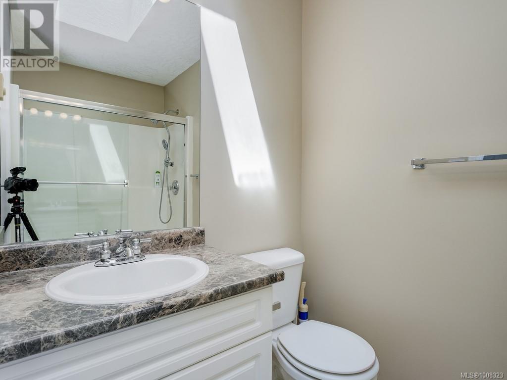 49 7570 Tetayut Road, Central Saanich
