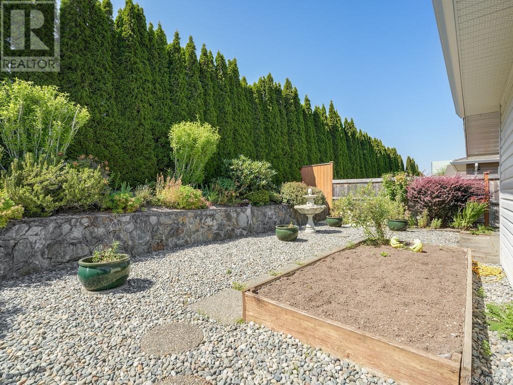 49 7570 Tetayut Road, Central Saanich