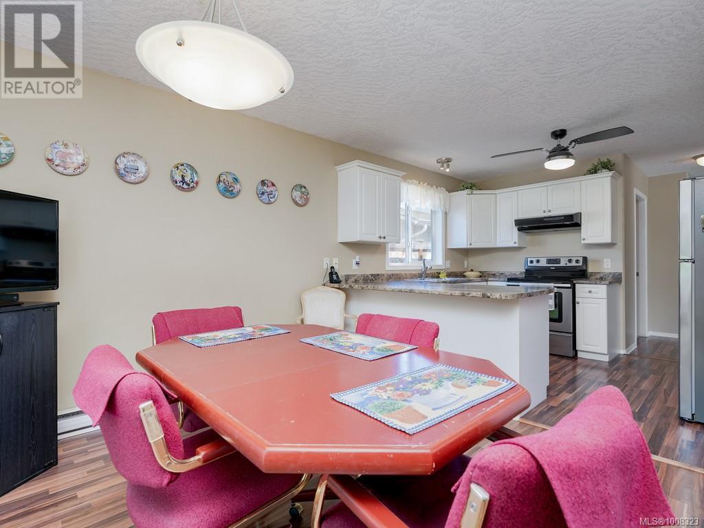 49 7570 Tetayut Road, Central Saanich